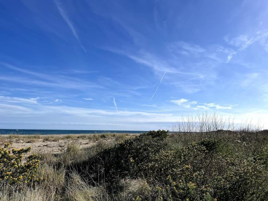 St-Pierre-La-Mer, Bel Appartement A Dans Residence Avec Piscine Et Tennis Entre 5 Et 10 Min De La Plage Fleury  Exteriör bild