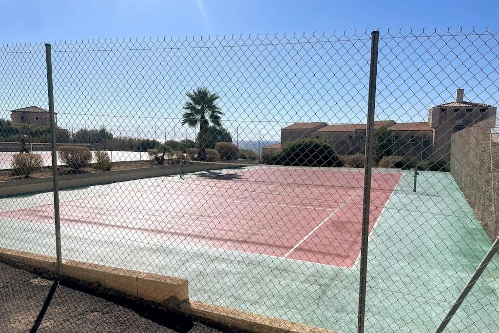 St-Pierre-La-Mer, Bel Appartement A Dans Residence Avec Piscine Et Tennis Entre 5 Et 10 Min De La Plage Fleury  Exteriör bild