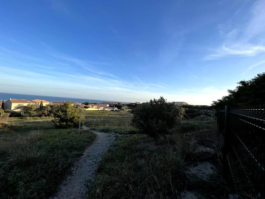St-Pierre-La-Mer, Bel Appartement A Dans Residence Avec Piscine Et Tennis Entre 5 Et 10 Min De La Plage Fleury  Exteriör bild